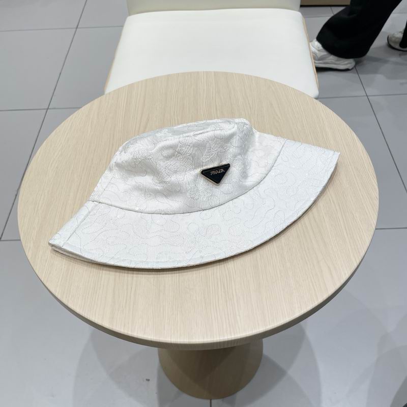 Prada hat (284)