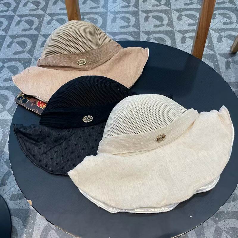 Prada hat (298)