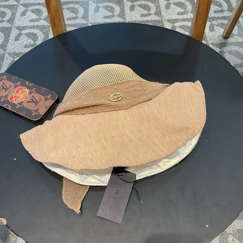Prada hat (320)