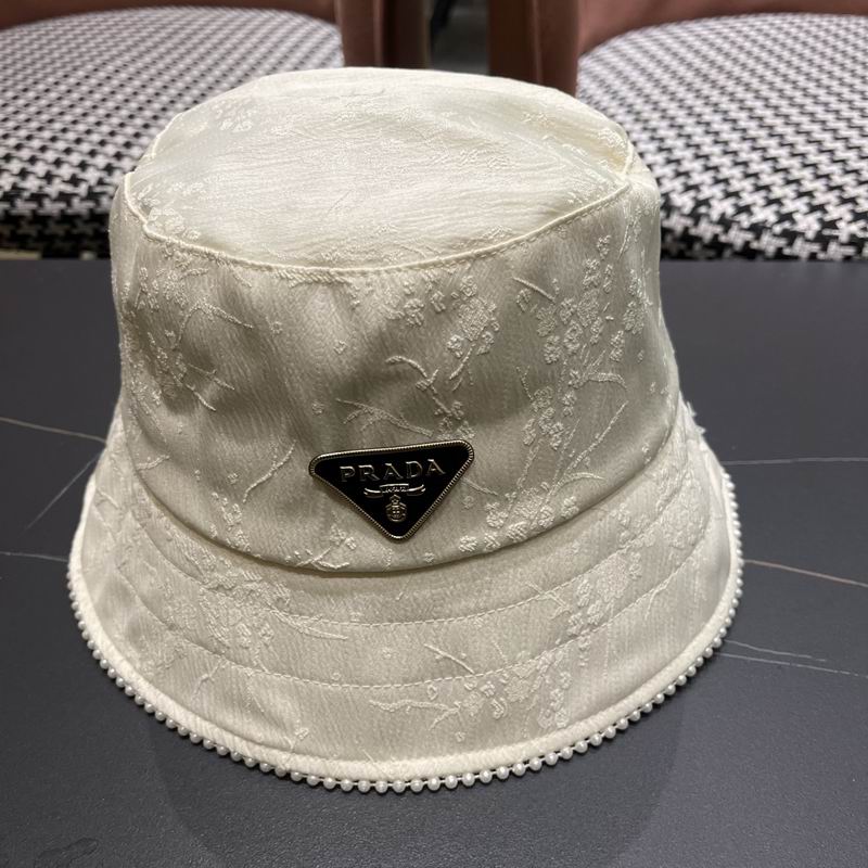 Prada hat (330)
