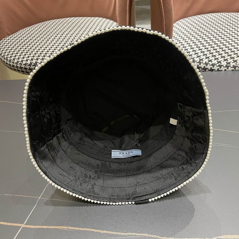 Prada hat (333)