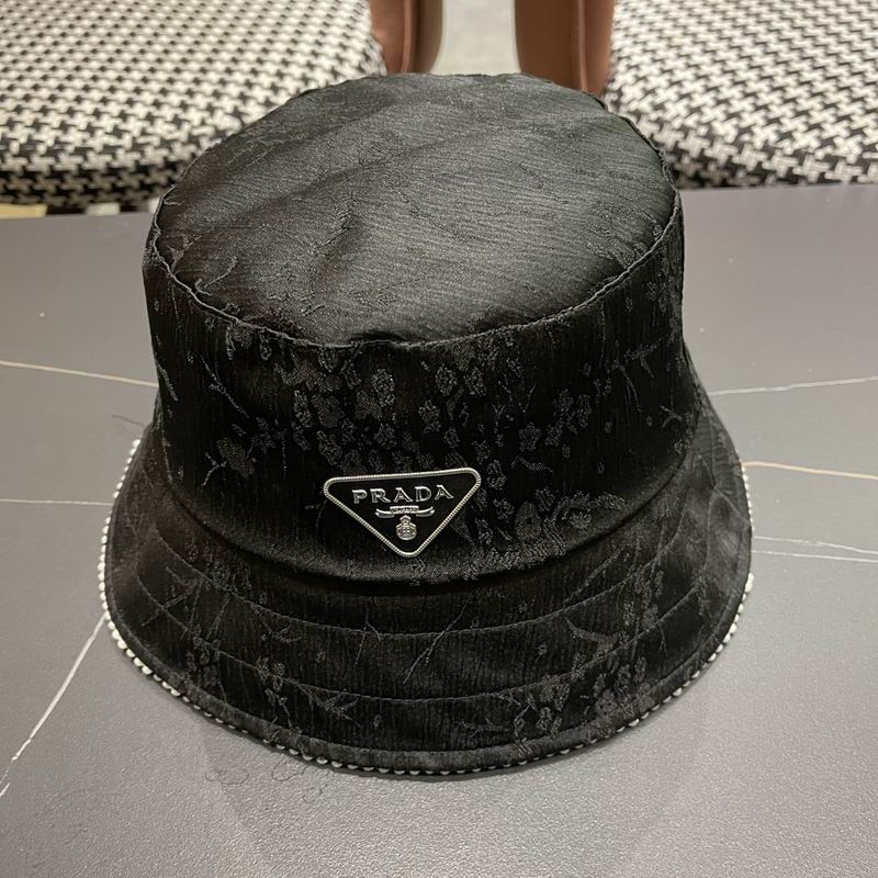 Prada hat (342)