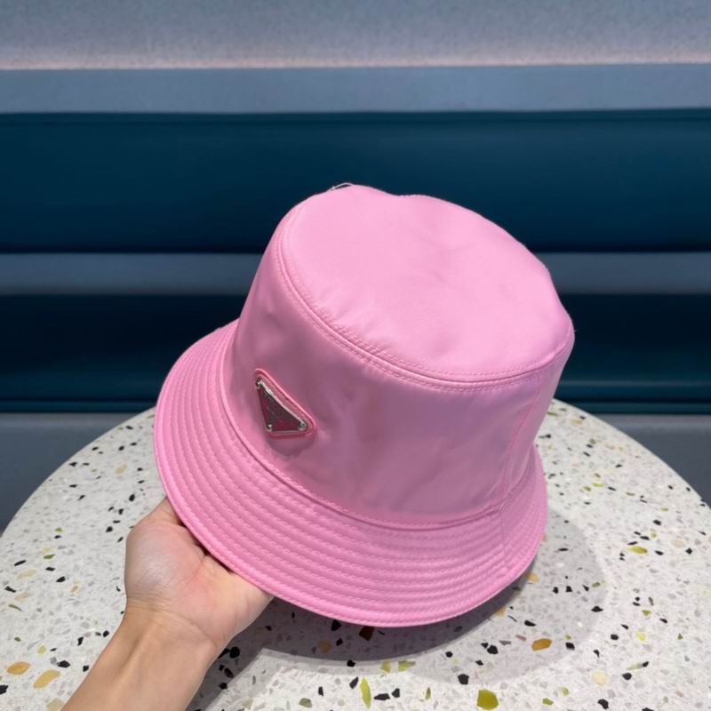 Prada hat (390)