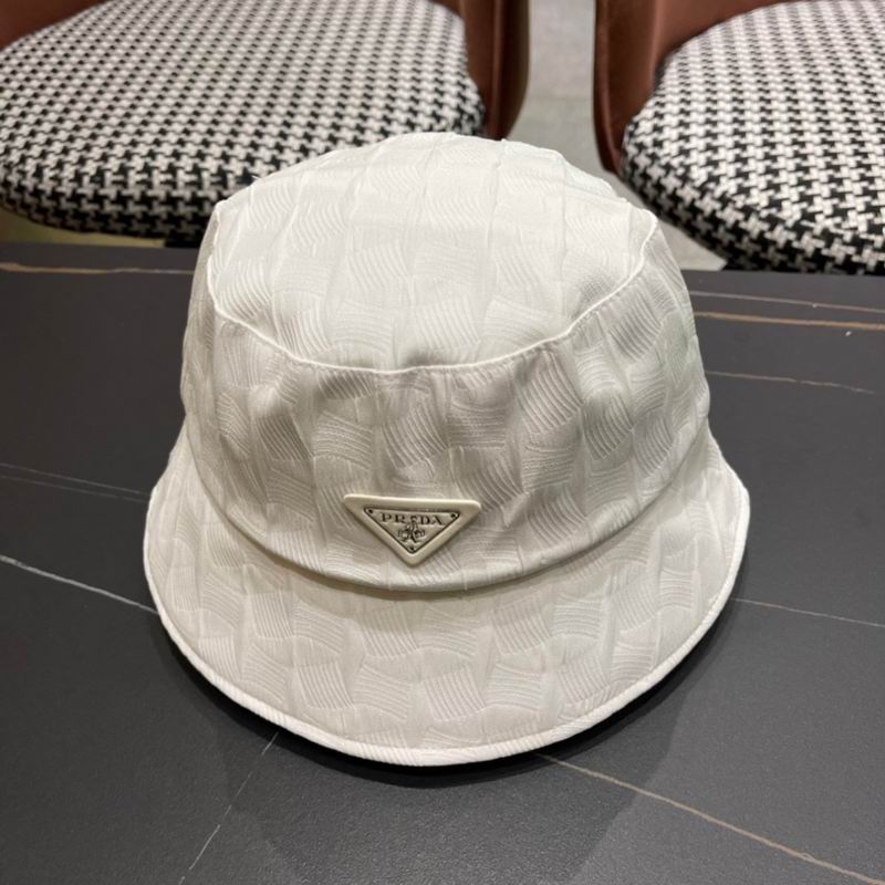Prada hat (412)