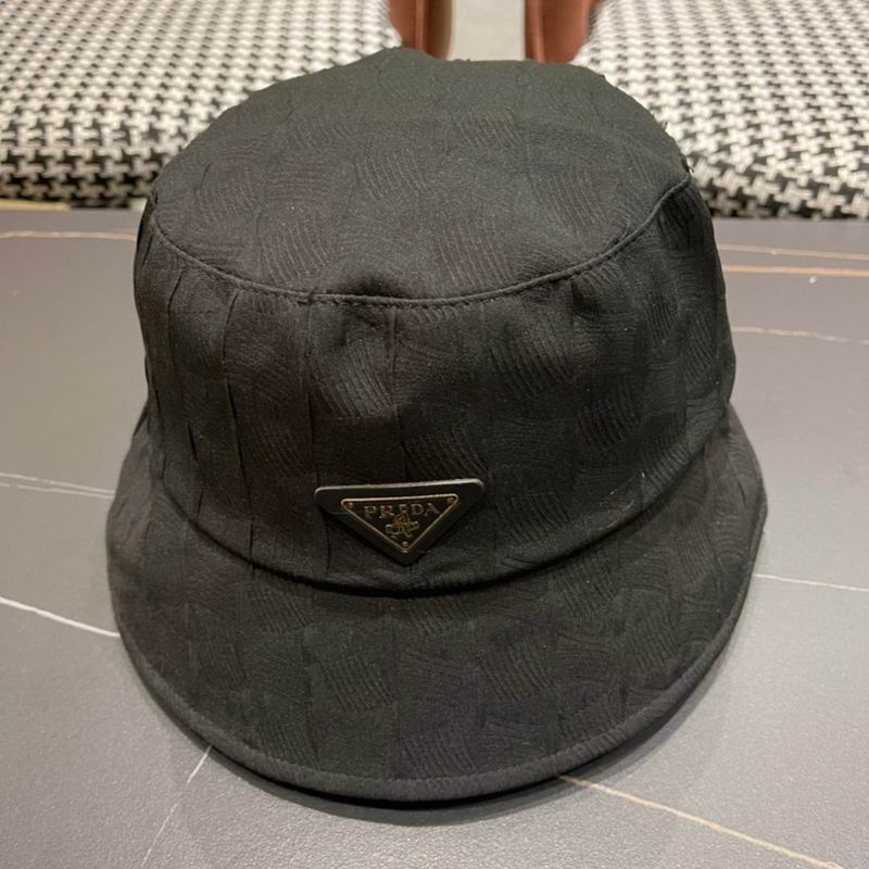 Prada hat (422)