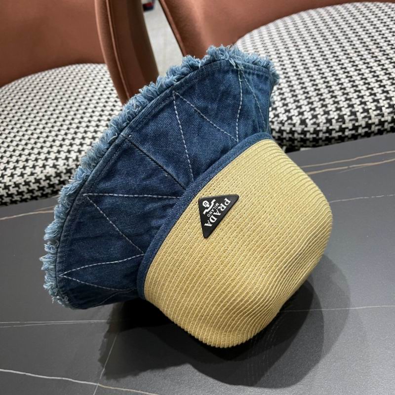Prada hat (434)