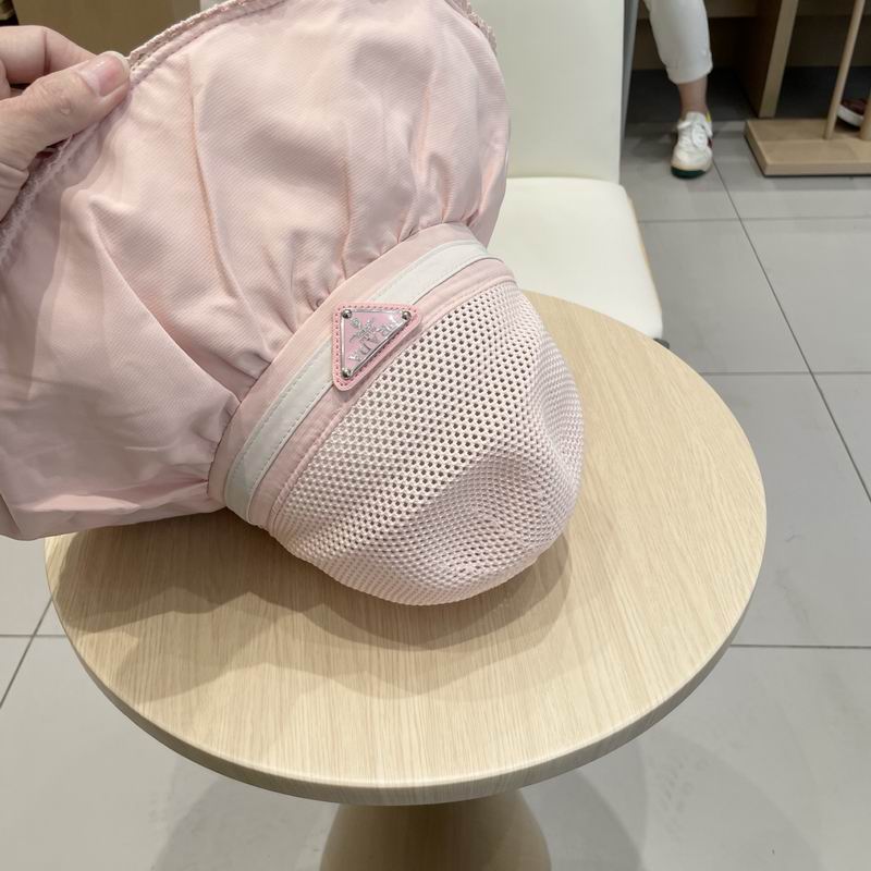 Prada hat (484)