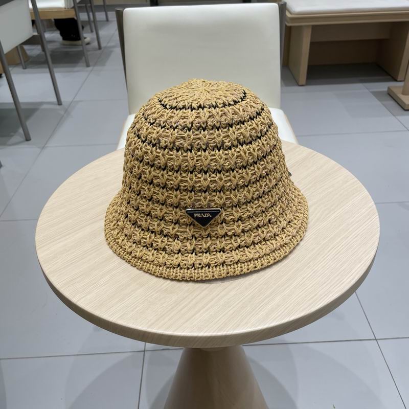 Prada hat (536)