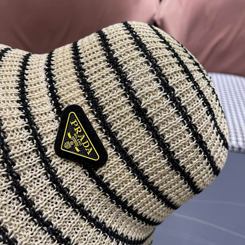 Prada hat (580)