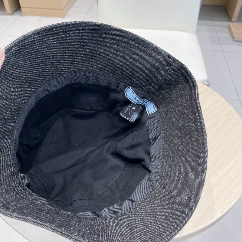 Prada hat (588)