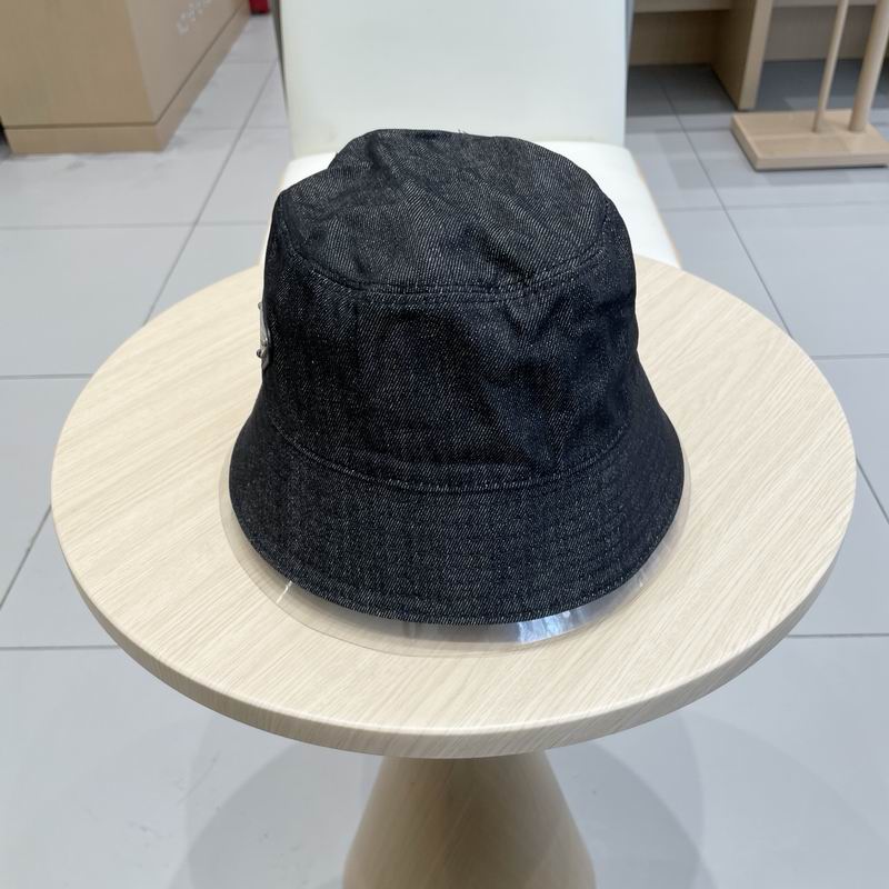 Prada hat (593)