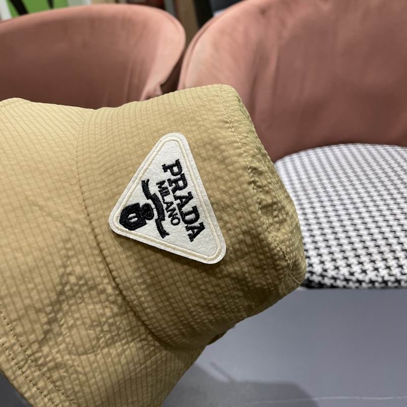 Prada hat (598)