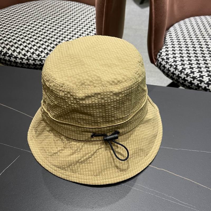 Prada hat (601)