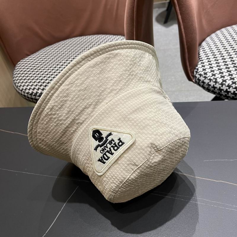 Prada hat (618)