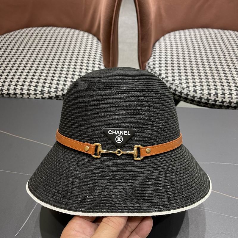 Prada top hat (220)