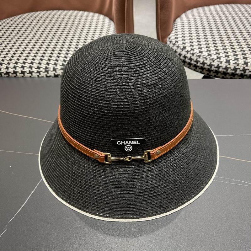 Prada top hat (225)
