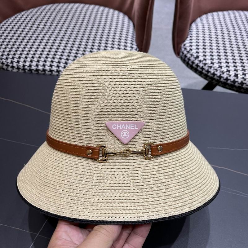 Prada top hat (231)