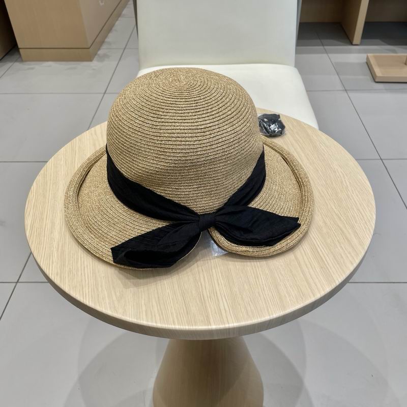 Prada top hat (349)
