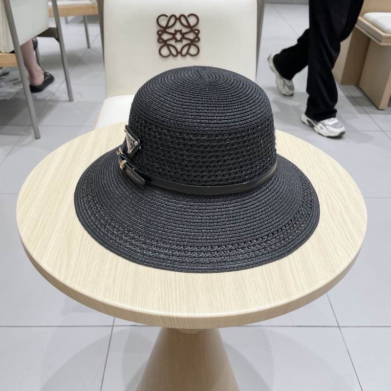 Prada top hat (368)
