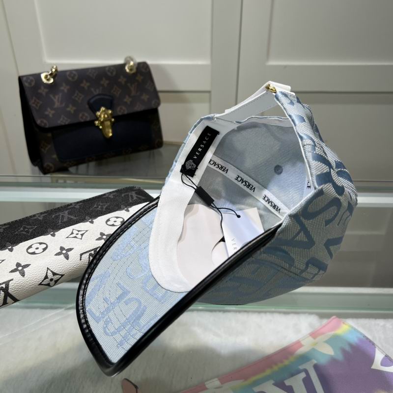 Versace cap  (1)