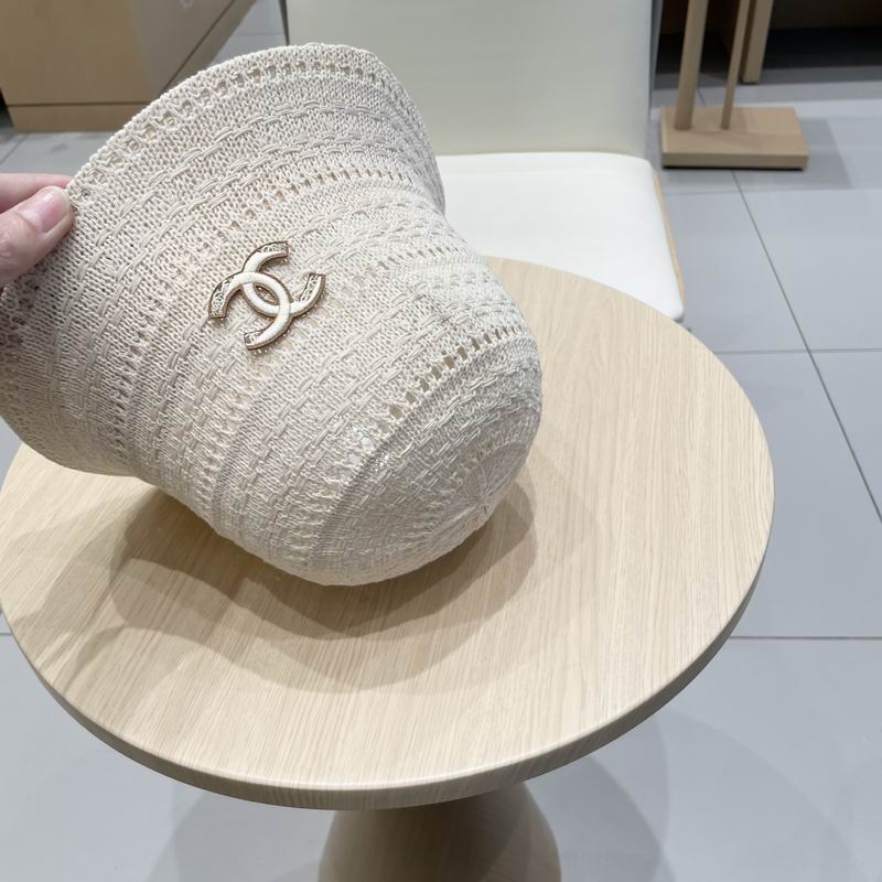 chanel hat (808)