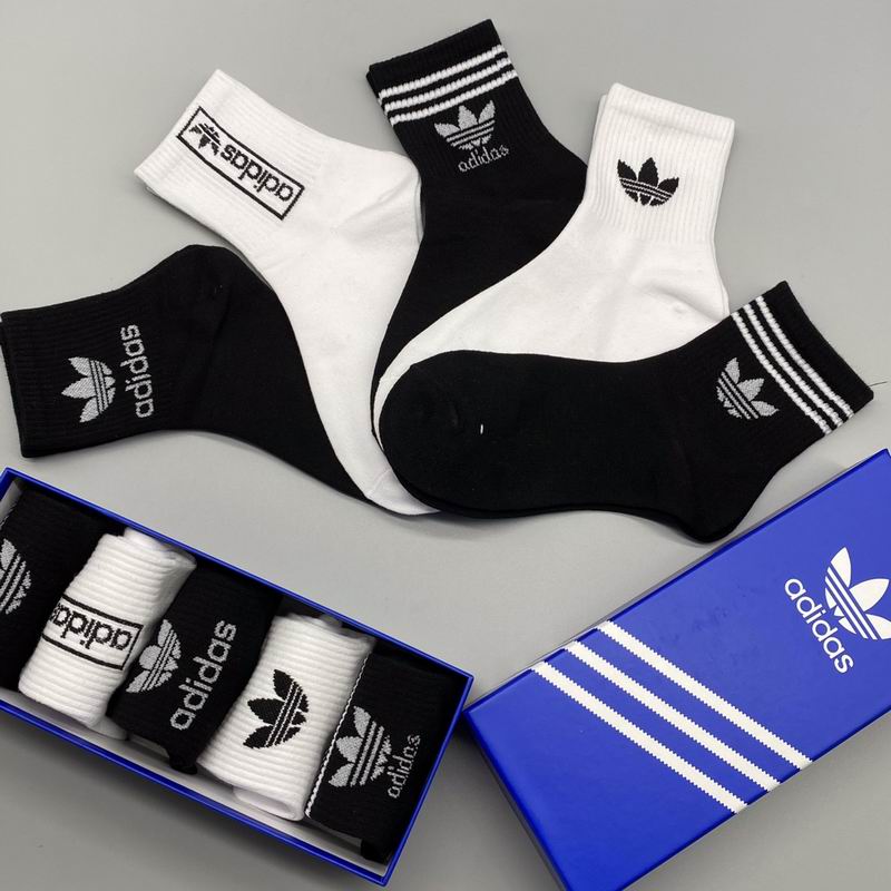 Adidas socks (2)