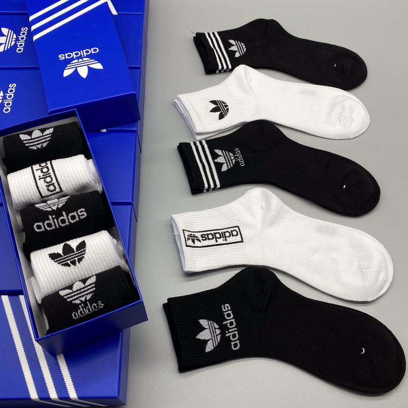 Adidas socks (3)