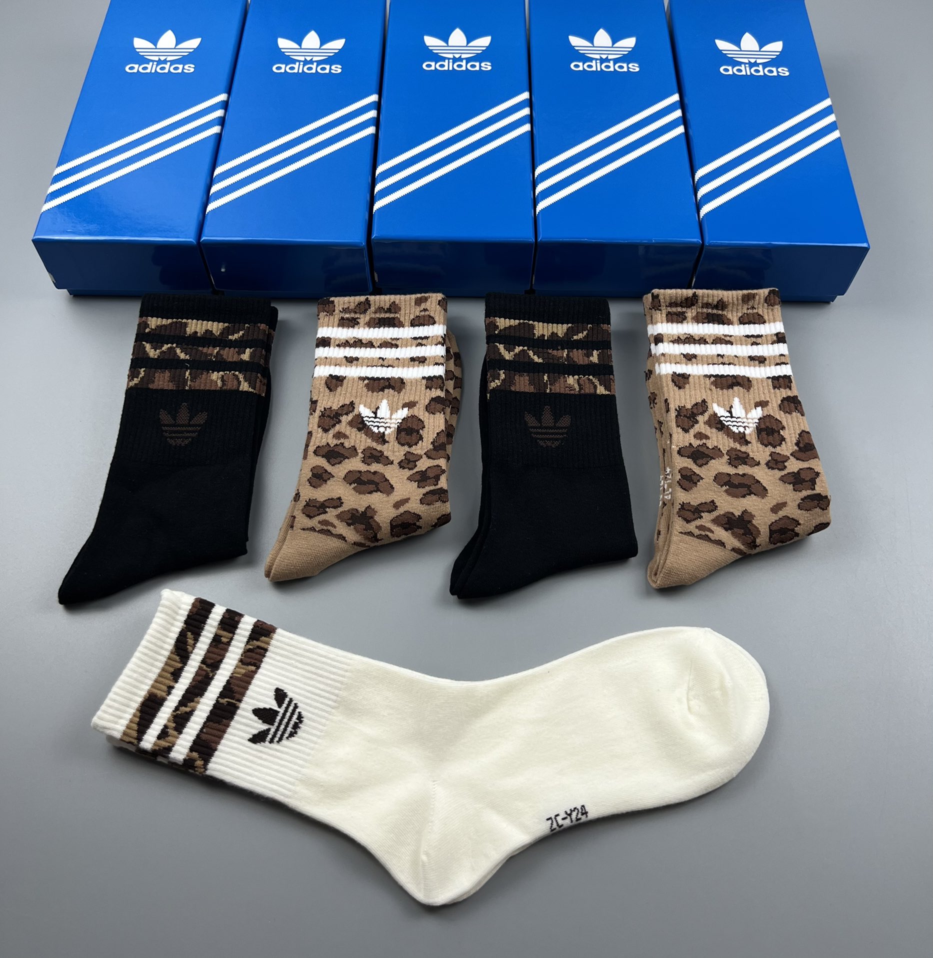 Adidas socks  (4)