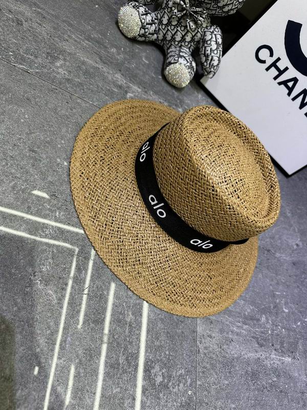 Alo top hat dx (184)