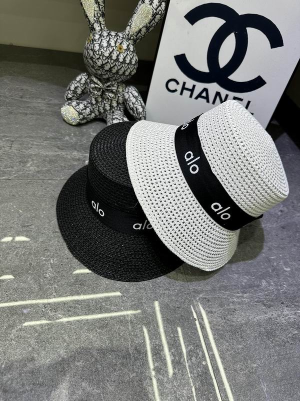 Alo top hat dx (194)