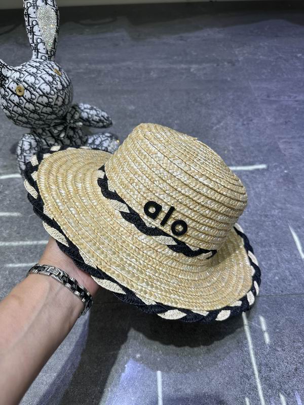 Alo top hat dx (259)