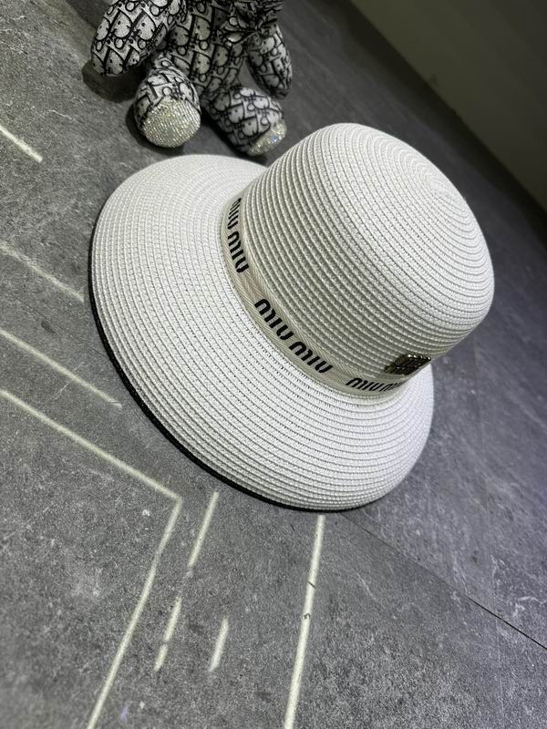 Alo top hat dx (322)