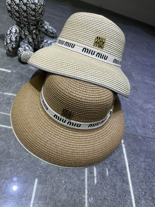 Alo top hat dx (328)