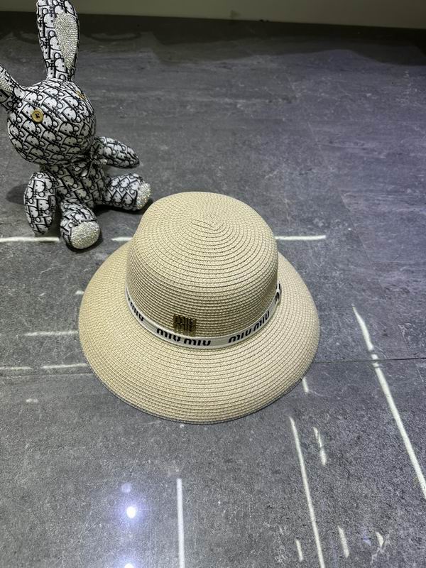 Alo top hat dx (330)