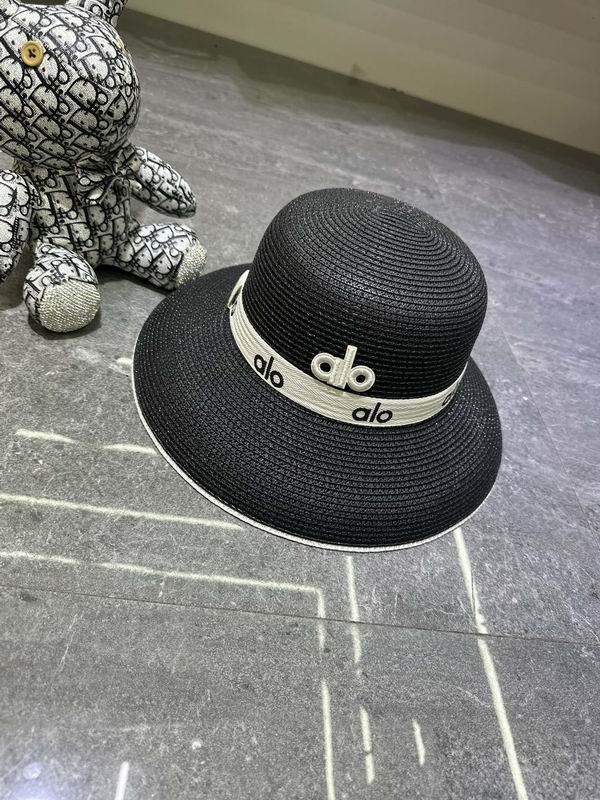 Alo top hat dx (341)