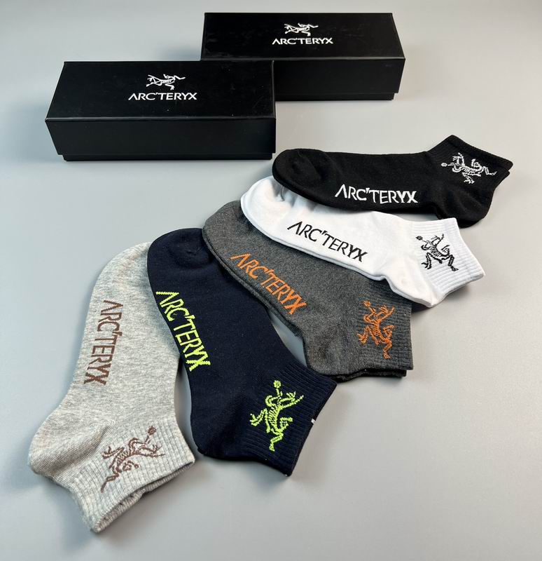 Arcteryx socks  (4)