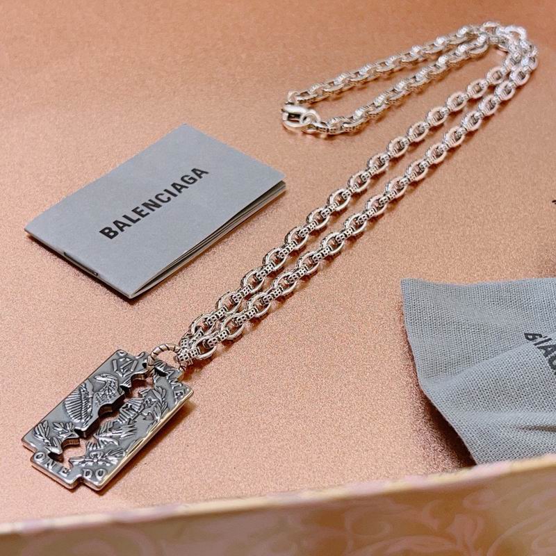 Balenciaga Necklace 04yxh74 (2)
