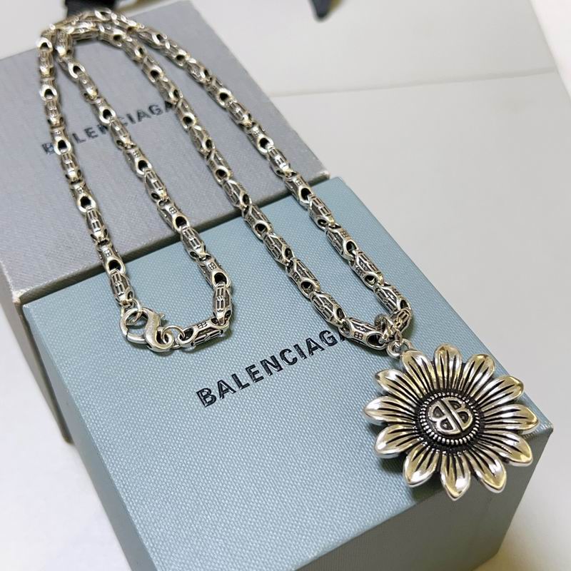 Balenciaga Necklace 05yxh41 (2)