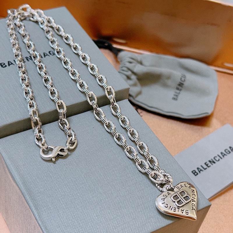 Balenciaga Necklace 06yxh29 (2)