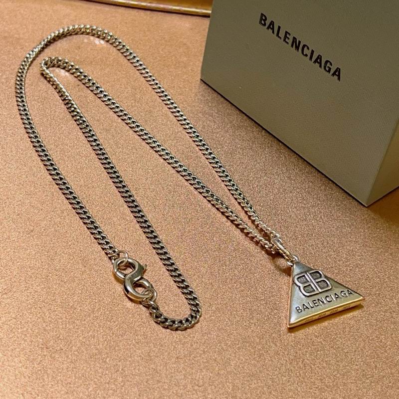 Balenciaga Necklace 06yxh39 (1)