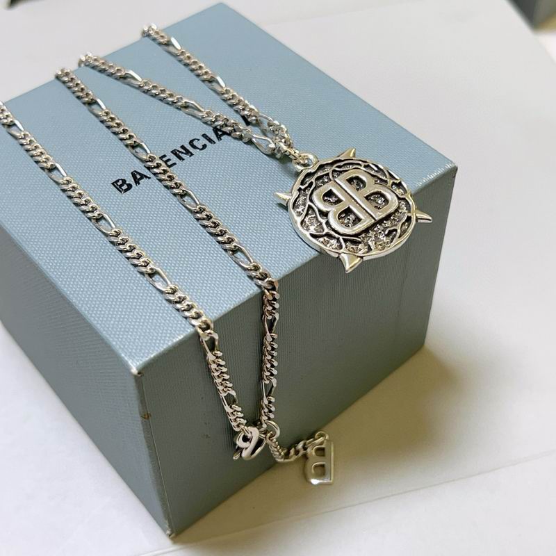 Balenciaga Necklace 06yxh45 (2)