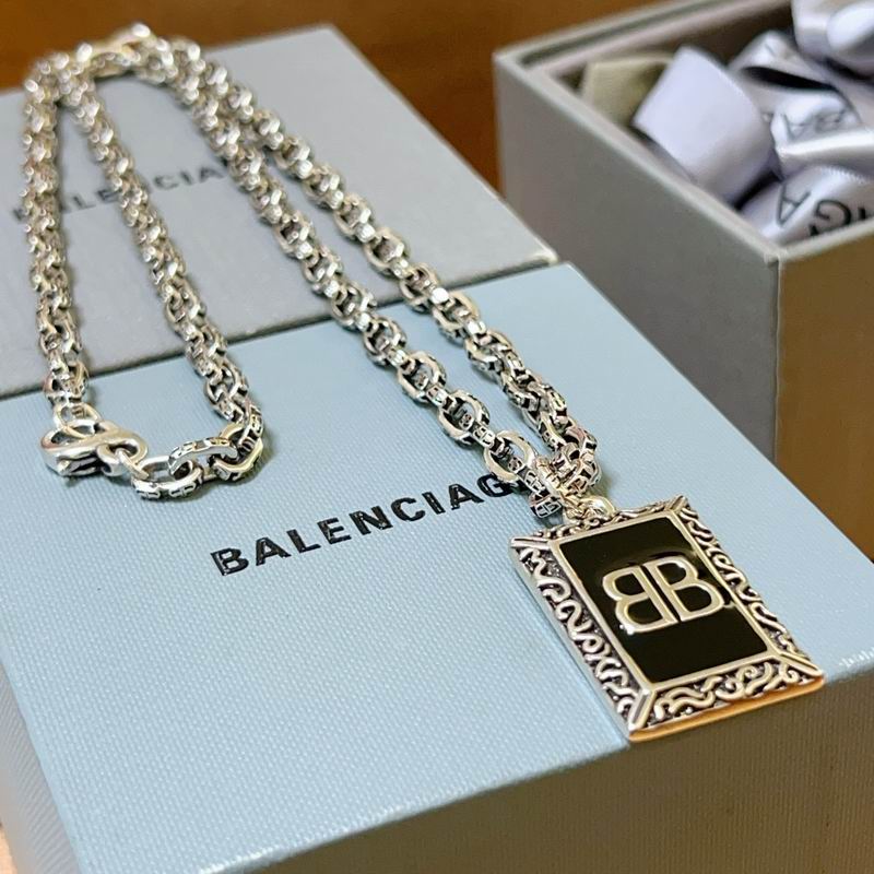 Balenciaga Necklace 06yxh46 (1)