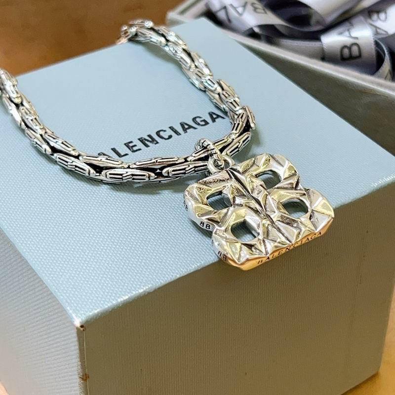 Balenciaga Necklace 06yxh47 (2)