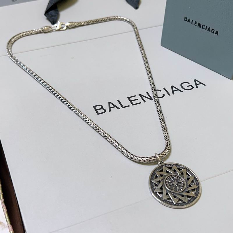 Balenciaga Necklace 06yxh48 (1)