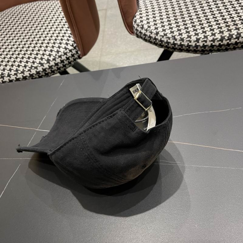 Balenciaga cap (165)