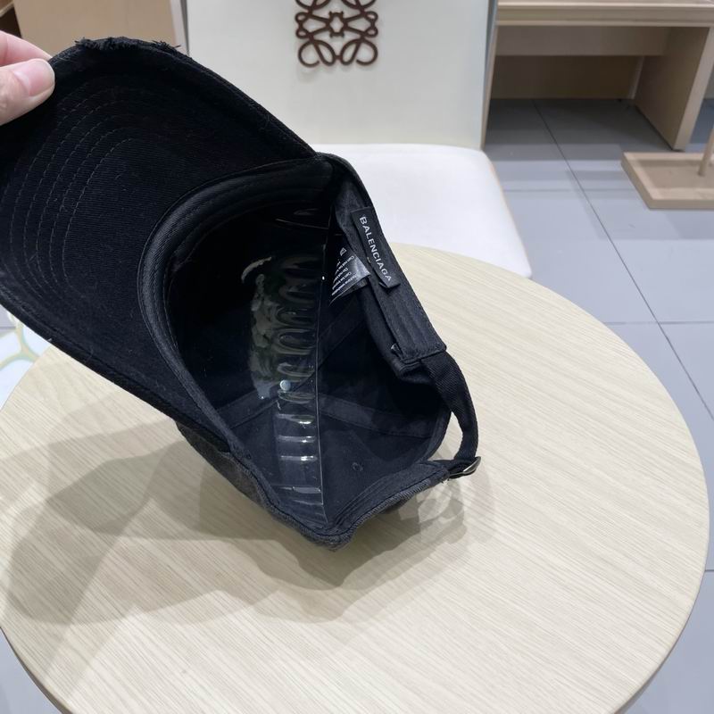 Balenciaga cap (251)