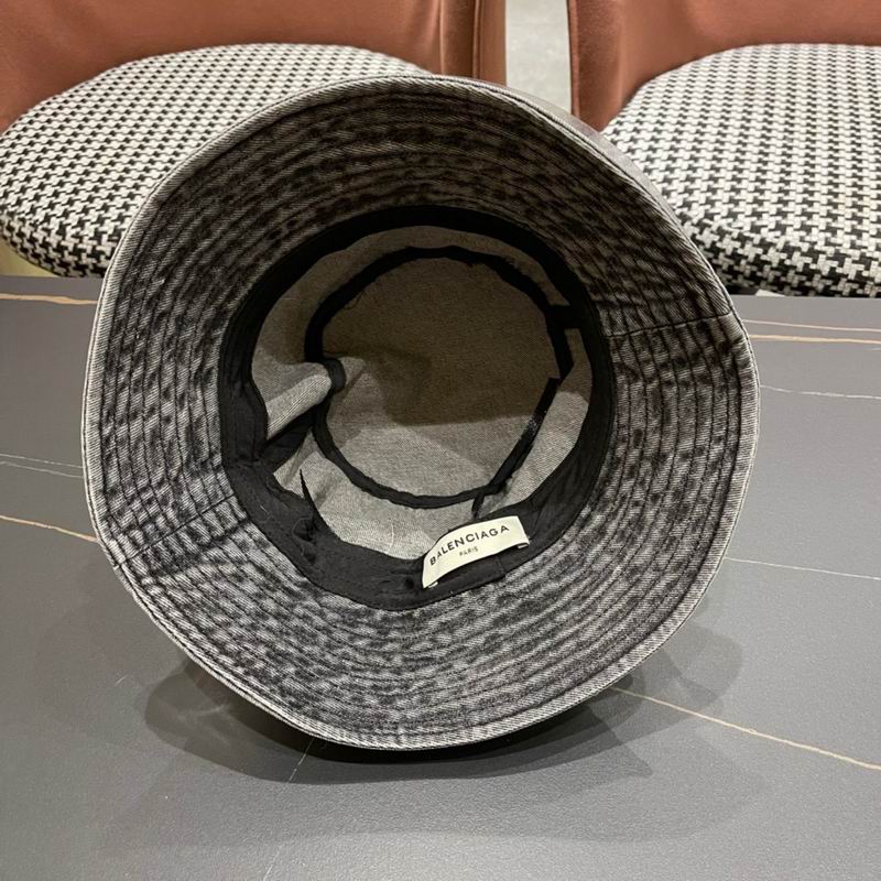 Balenciaga hat (158)