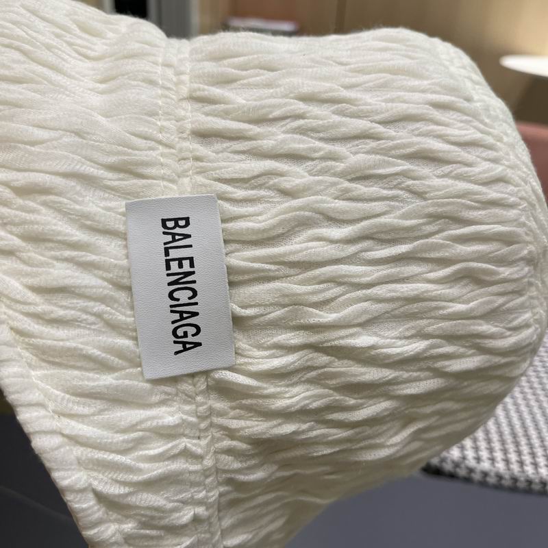 Balenciaga hat (189)