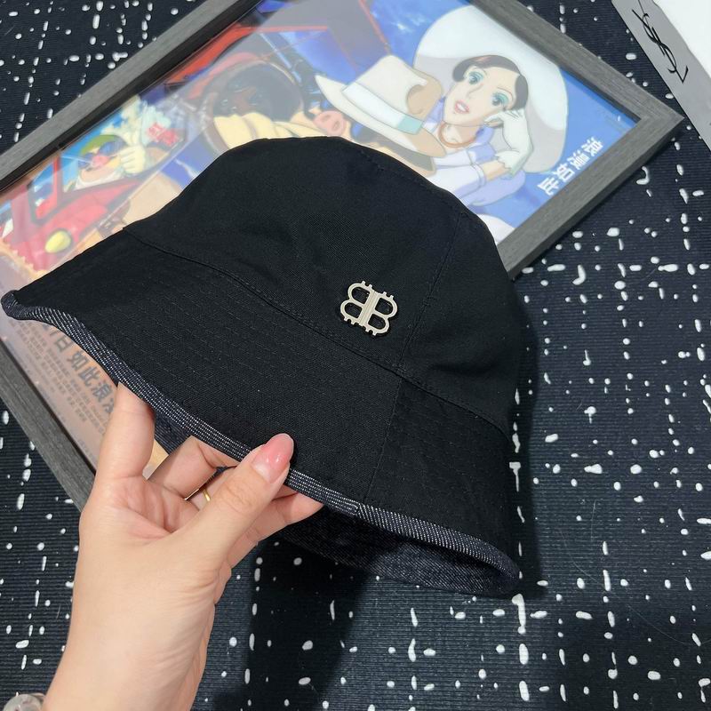 Balenciaga hat dx (1250)