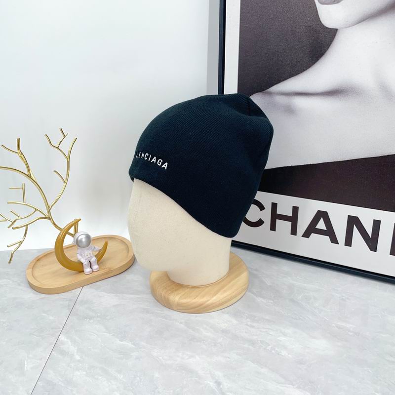 Balenciaga hat dx (1826)